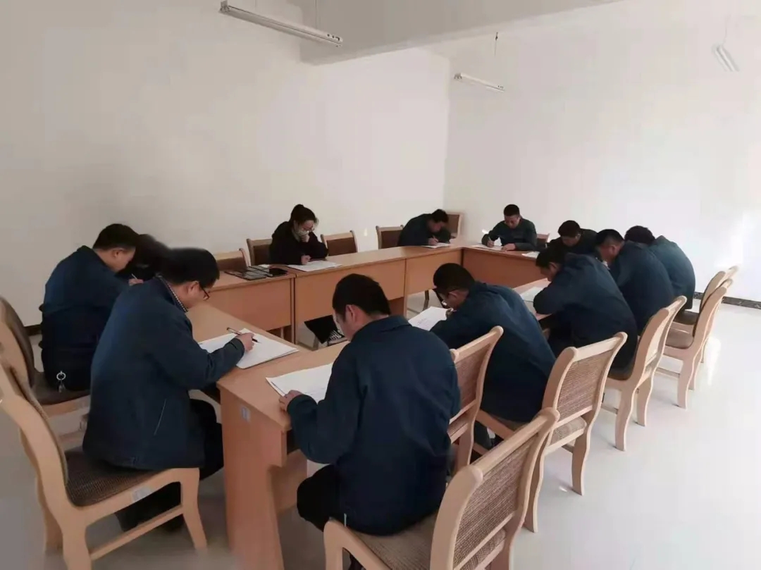 乐鱼在线登录入口-乐鱼(中国)
组织开展第四季度员工综合素质测试(图3)