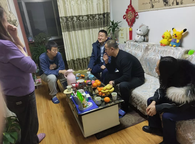 乐鱼在线登录入口-乐鱼(中国)
产业开发板块深入开展员工家访活动(图2)