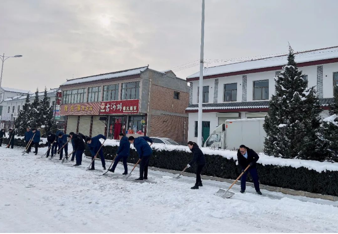 筑起安全墙 照亮乡村路——乐鱼在线登录入口-乐鱼(中国)
鼎力支持包抓共建村社文明创建工作(图7) 筑起安全墙 照亮乡村路——乐鱼在线登录入口-乐鱼(中国)
鼎力支持包抓共建村社文明创建工作(图7)