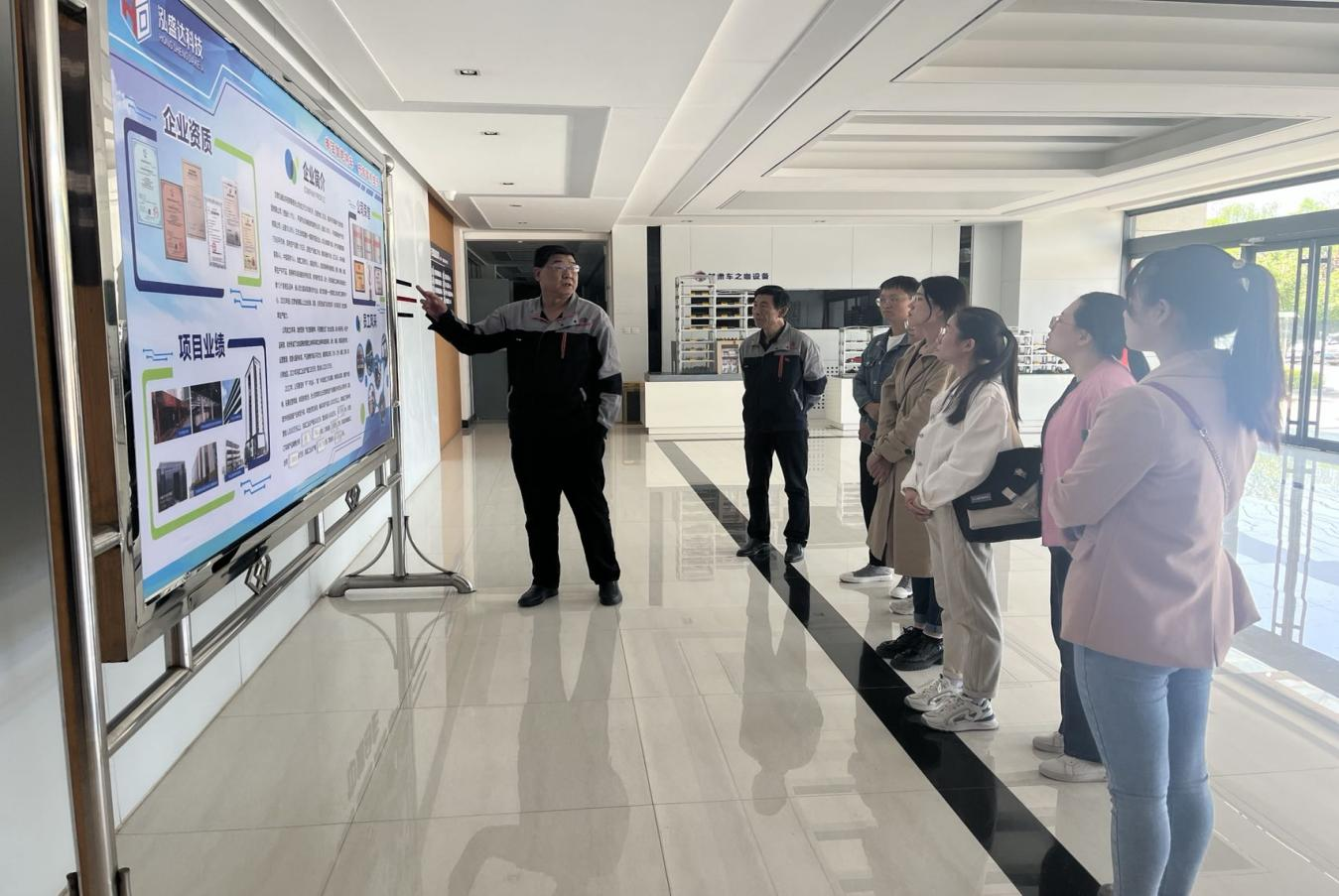乐鱼在线登录入口-乐鱼(中国)
开展新员工入职培训(图3)