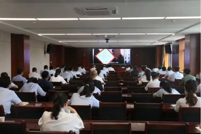 乐鱼在线登录入口-乐鱼(中国)
召开党风廉政建设工作推进会暨警示教育大会(图2)