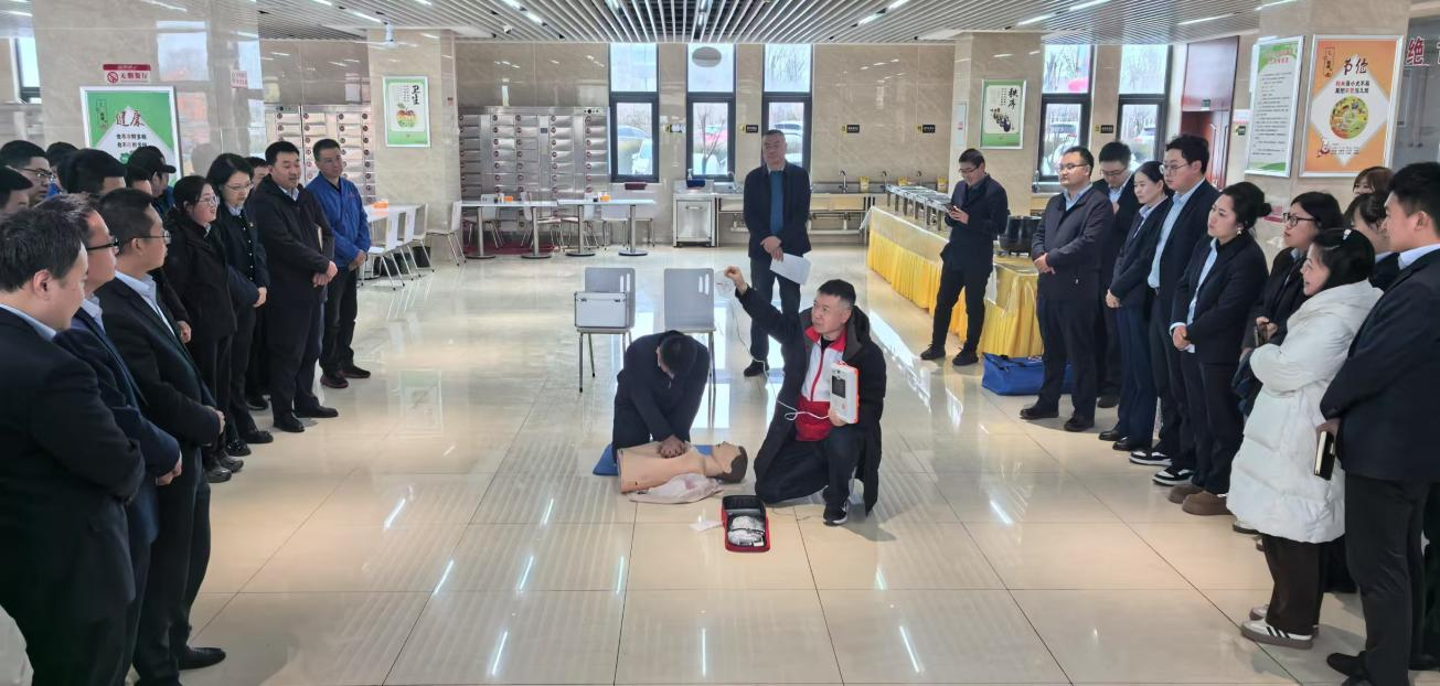 寒冬送温暖 真情暖人心——市红十字会机关党支部与乐鱼在线登录入口-乐鱼(中国)
公司党委联合开展主题党日活动(图3)